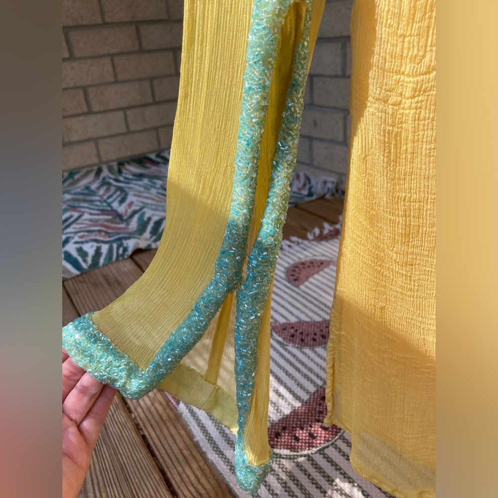 Jeannie Mcqueeny 100% Silk Yellow Blouse Blue Beaded Sunburst & Sleeve Detail - Picture 7 of 17